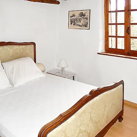 Holiday Chateau Garnier Holiday home Thorame-Basse
